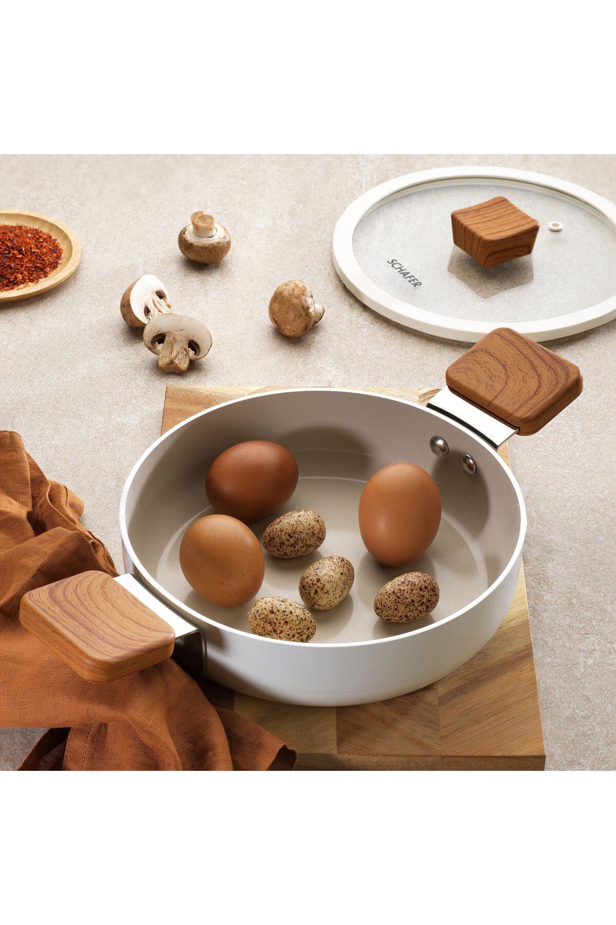 Ceramoni Seramik Kapaklı Sahan 20 Cm-Krem