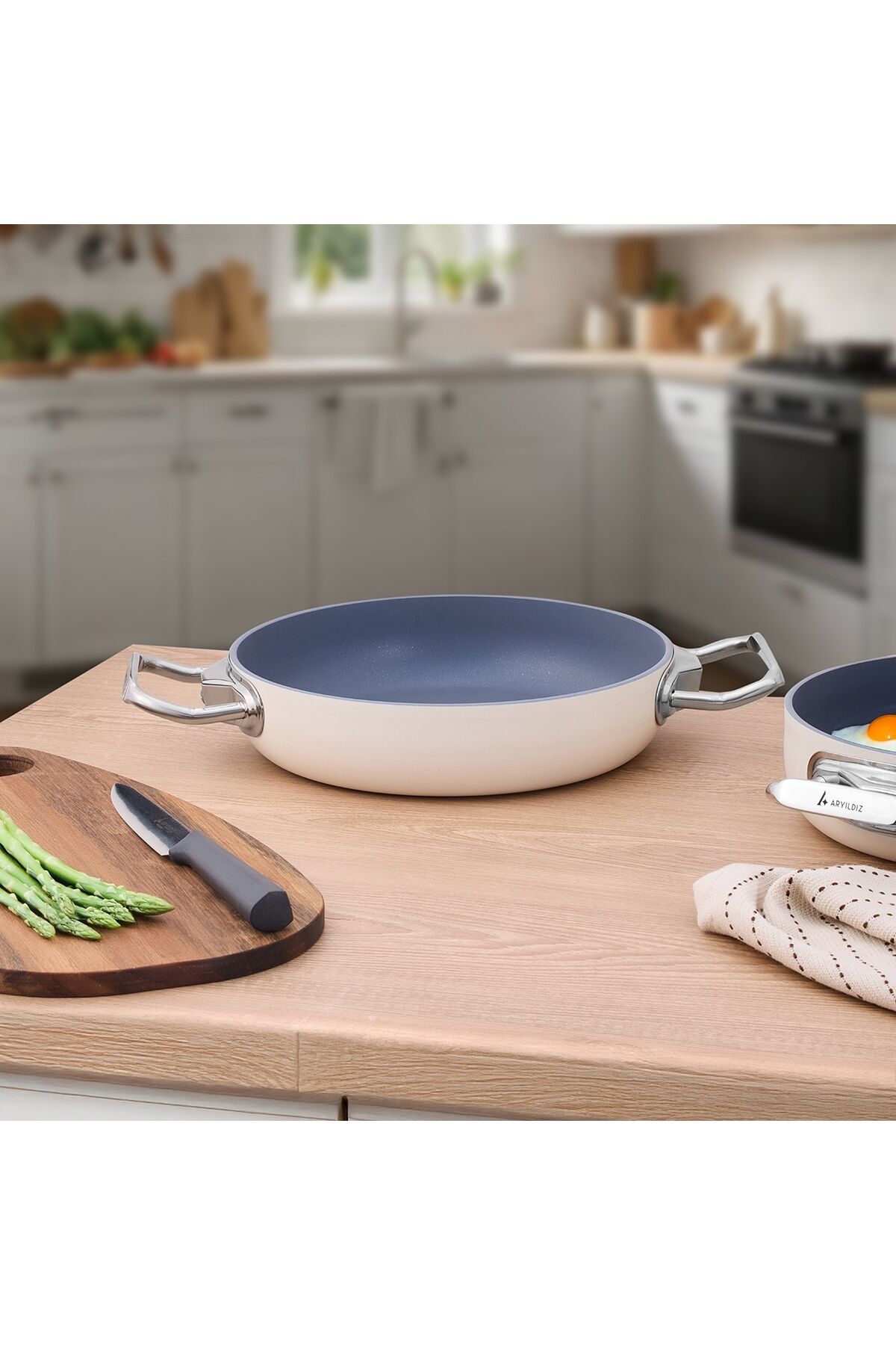 Colombus Crystal Metal Kulp Sahan - 22 Cm